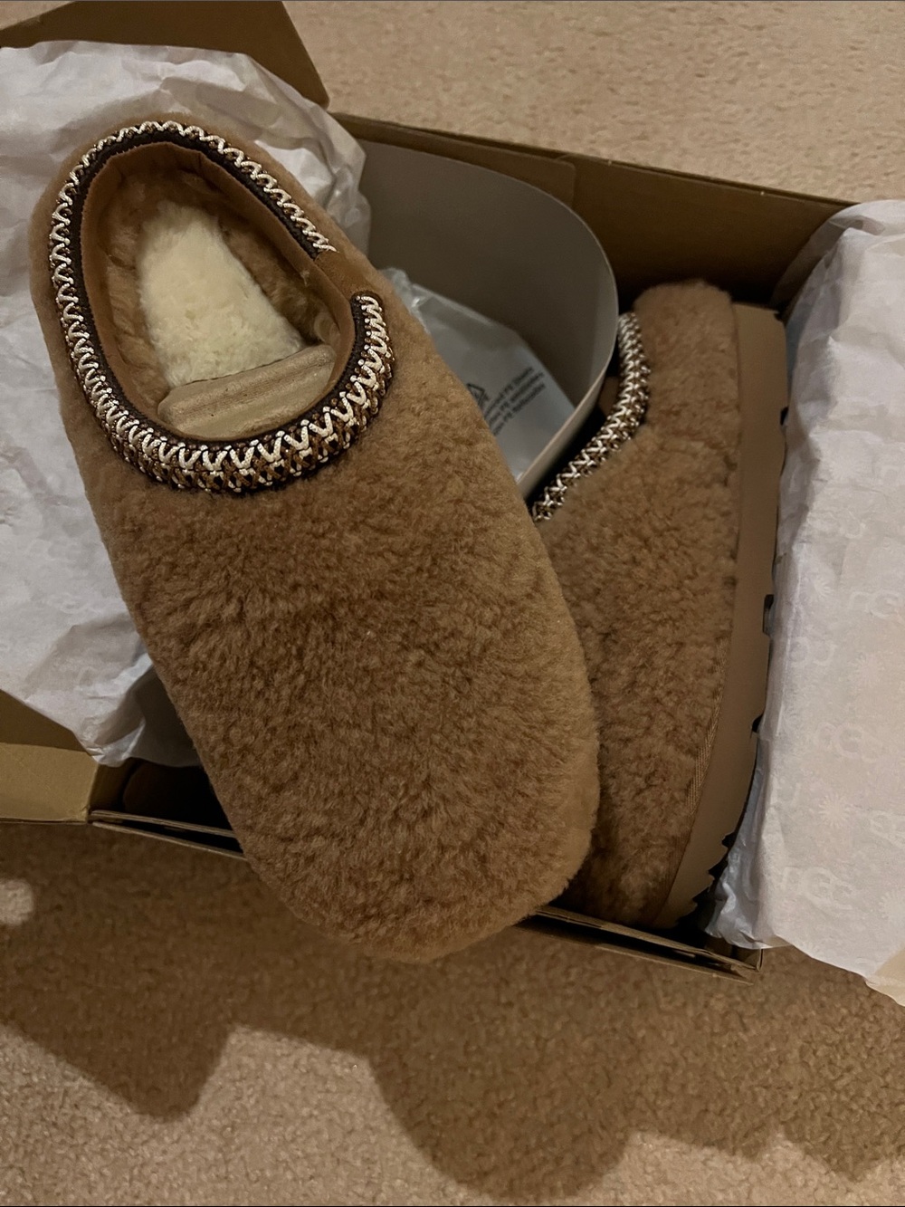 UGG Women's Chestnut Tan Fleece Slip-On Clog